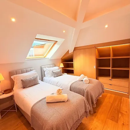 River View Flat & Secure Parking Apartment Bristol