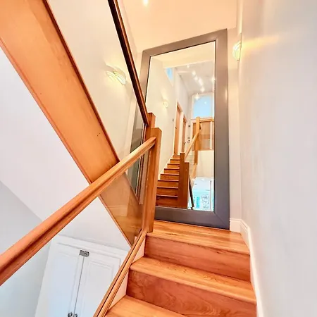 River View Flat & Secure Parking * Bristol